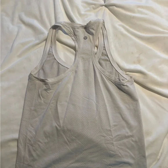 Lululemon Swiftly Tech Racerback - Picture 3 of 3